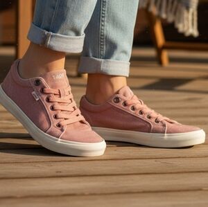 Taos Footwear Women's Pink Canvas Sneakers 8.5
